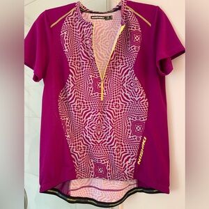 Nishiki Cycling Athletic Shirt with 2 pockets on back and grip waist